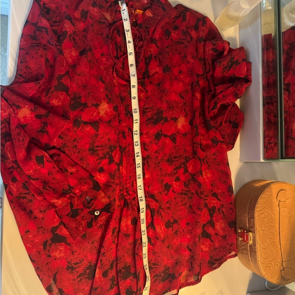 Joe Fresh Red and Black Floral Blouse US Large - Picture 7 of 8